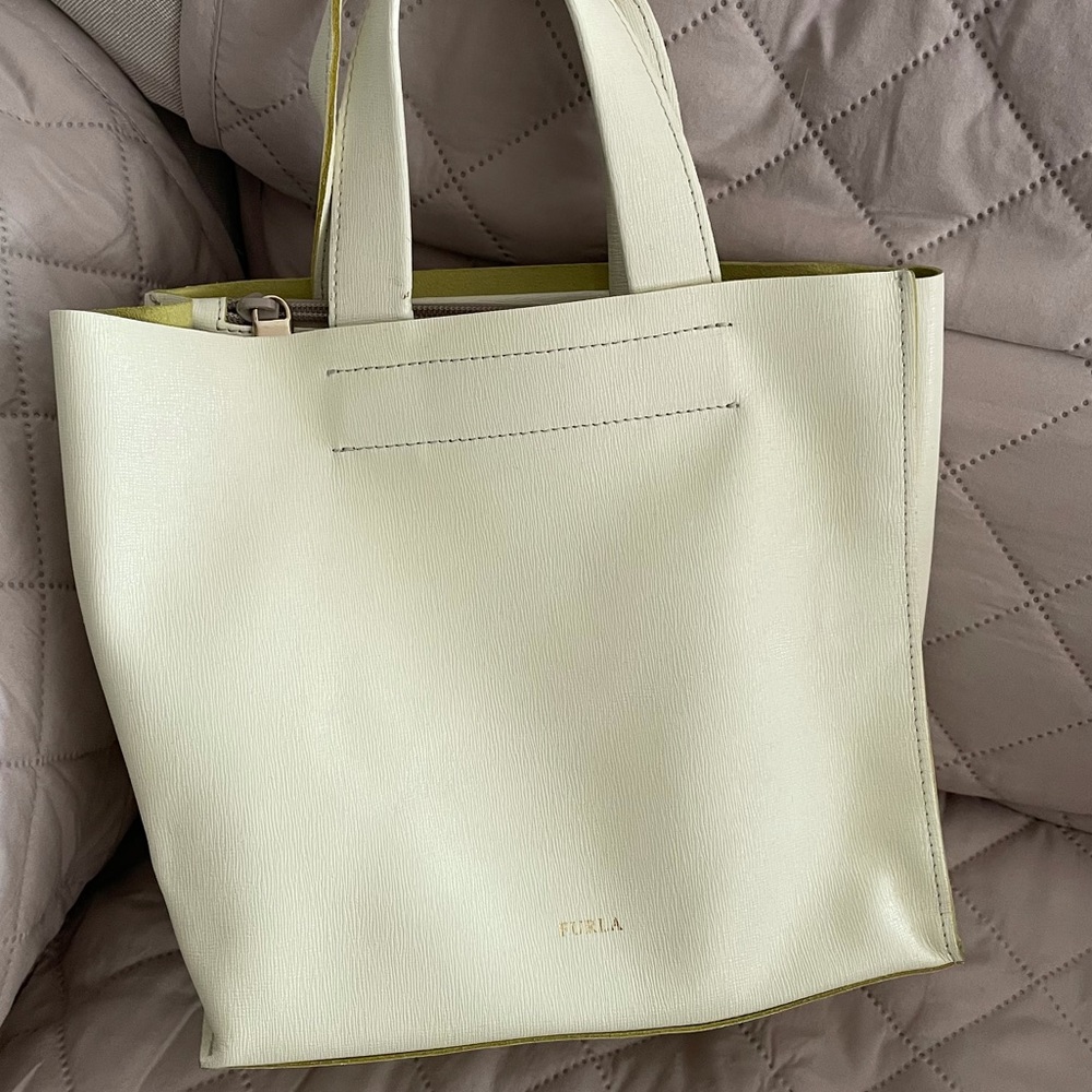 Furla Off-White Safiano leather Bag